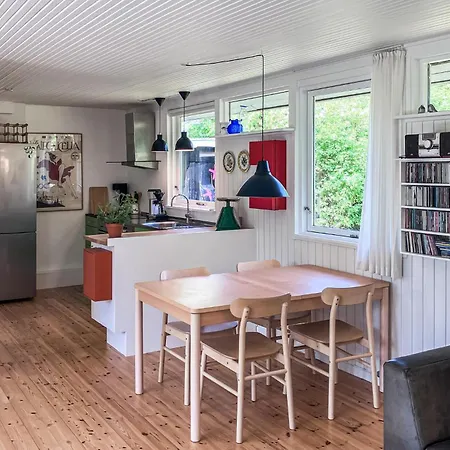 Сasa de vacaciones 3 Bedroom Cozy In Jægerspris