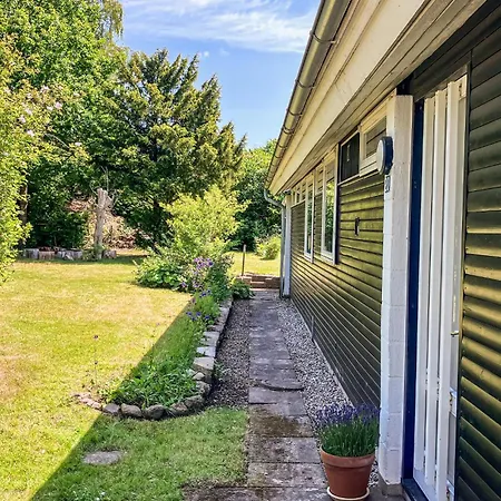 3 Bedroom Cozy In Сasa de vacaciones Jægerspris