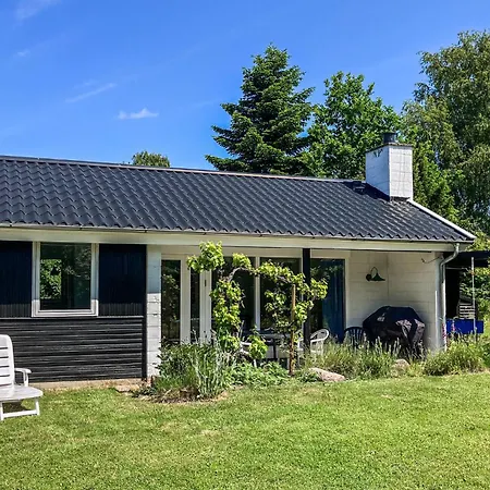 3 Bedroom Cozy In Сasa de vacaciones *