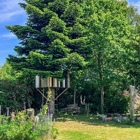 3 Bedroom Cozy In *